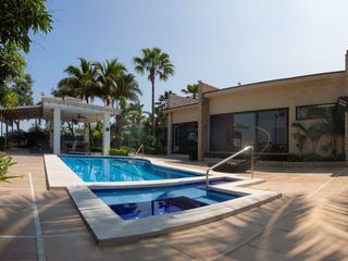 Foto 1 de Casa de una planta en venta, Mocoli Golf Club - Isla Mocoli, Samborondón
