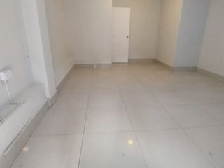 Foto 2 de Chorrillos, Alquiler de Local Comercial de 25 m² en Av José Olaya