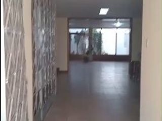 Foto 5 de HUANCAYO ALQUILO CASA 815m2 AC- 3 PISOS FRENTE PARQUE TUPAC COMO OFICINA PARA EMPRESAS