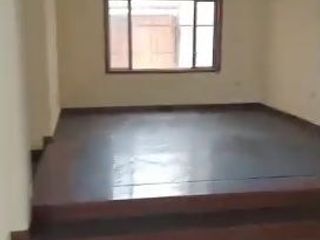 Foto 10 de HUANCAYO ALQUILO CASA 815m2 AC- 3 PISOS FRENTE PARQUE TUPAC COMO OFICINA PARA EMPRESAS