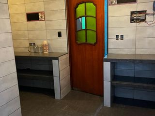 Foto 4 de VENTA DE CASA EN COMAS con BASE para 8 PISOS