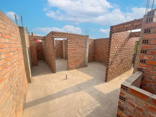 Foto 3 de VENTA DE 2DO PISO + AIRES