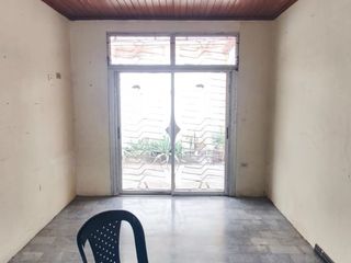 Foto 6 de Venta terreno de oportunidad con casa construida Urdesa Central Guayaquil