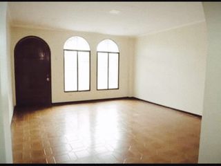 Foto 1 de Venta departamento en Pb en El Barrio del Centenario Guayaquil