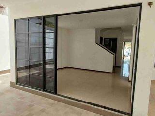 Foto 4 de Terranostra : en alquiler moderna casa con acabados mejorados ,3habitaciones y estudio , hermoso patio semicubierto
