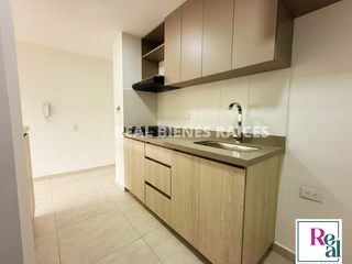 Foto 3 de Apartamento en Arriendo – 3er Piso con Ascensor | Unidad Abierta