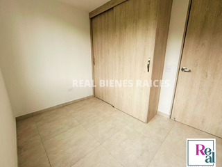 Foto 12 de Apartamento en Arriendo – 3er Piso con Ascensor | Unidad Abierta