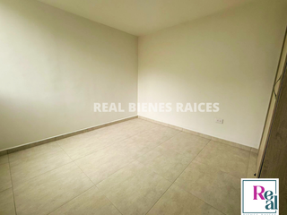Foto 14 de Apartamento en Arriendo – 3er Piso con Ascensor | Unidad Abierta