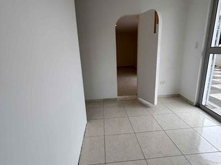 Foto 10 de Arriendo local comercial