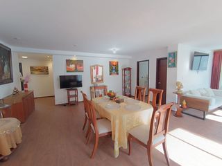 Foto 2 de Departamento 4D en venta - Calderón
