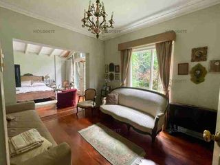 Foto 5 de ¡Oportunidad única en San Isidro cerquisima al Olivar! Casa de época ideal para remodelar o desarrollar proyecto inmobiliario
