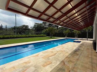 Foto 34 de Venta Casa Pance