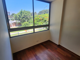 Foto 20 de Venta de Casa en doble ESQUINA, Frente al Jockey, Surco 🏡