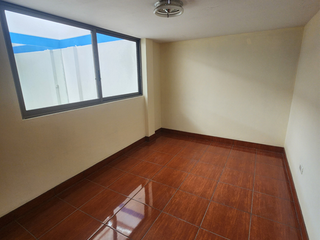 Foto 30 de Venta de Casa en doble ESQUINA, Frente al Jockey, Surco 🏡