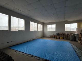 Foto 15 de VENTA DE LOCAL INDUSTRIAL 1,190m2 EN ATE