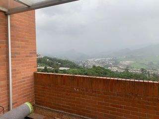 Foto 10 de VENDO PRECIOSO Y MUY AMPLIO APARTAMENTO PENTHOUSE DE 200M2 MAS 105M2 EN TERRAZAS EN SECTOR PALERMO CON ASCENSOR