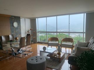 Foto 1 de VENDO PRECIOSO Y MUY AMPLIO APARTAMENTO PENTHOUSE DE 200M2 MAS 105M2 EN TERRAZAS EN SECTOR PALERMO CON ASCENSOR