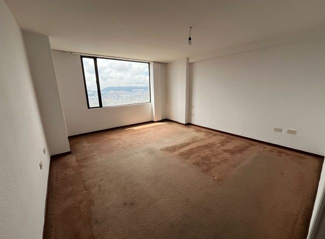 Apartamento en venta en El Bosque - Więcej
