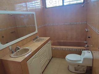 Foto 11 de Venta Casa en Lago de Capeira Vía a Daule Guayaquil - C358