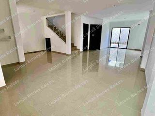 Foto 5 de Se alquila casa con piscina en urbanización napoli