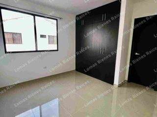 Foto 18 de Se alquila casa con piscina en urbanización napoli