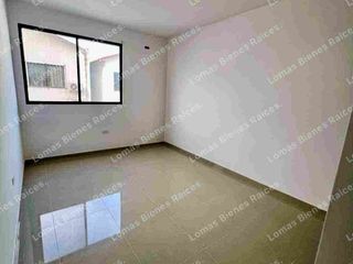 Foto 20 de Se alquila casa con piscina en urbanización napoli