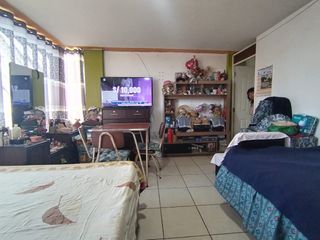 Foto 6 de Oportunidad De Venta En Cerro Colorado – Casa De 4 Pisos En Urb. Túpac Amaru
