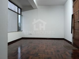 Foto 3 de ALQUILO OFICINA EN TOMAS MARSANO - SURCO