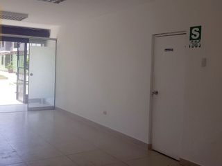Foto 12 de ALQUILO LOCAL COMERCIAL EN SAN MIGUEL