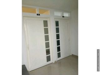 Foto 11 de VENDO EDIFICIO DE APARTAESTUDIOS. INGENIO 3 PISO