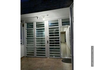 Foto 19 de VENDO EDIFICIO DE APARTAESTUDIOS. INGENIO 3 PISO