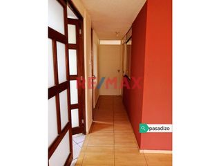 Foto 5 de Venta De Casa De 3 Pisos Con Terraza En El Distrito De Breña S/. 1'190,640.00 - $ 328,000.00