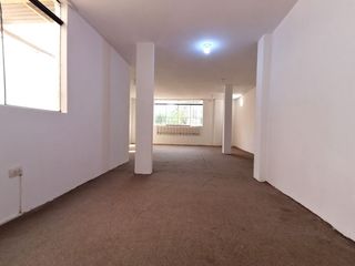 Foto 22 de 🏡 ¡Amplia Casa En Alquiler En San Miguel: Ideal Para Vivienda U Oficina A Puerta Cerrada!