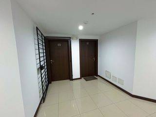 Foto 5 de VENTA DEPARTAMENTO URB. EL CONDADO