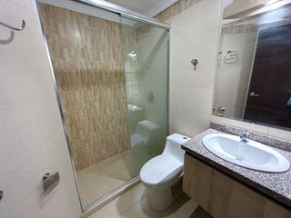 Foto 27 de VENTA DEPARTAMENTO URB. EL CONDADO
