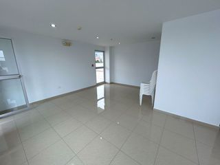 Foto 36 de VENTA DEPARTAMENTO URB. EL CONDADO