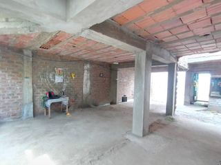 Foto 11 de SE VENDE CASA COMO TERRENO EN MOTUPE, SAN JUAN DE LURIGANCHO