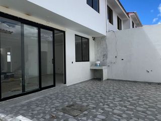 Foto 4 de Venta de Casa nueva en Cuenca, sector Ricaurte cerca del colegio sudamericano