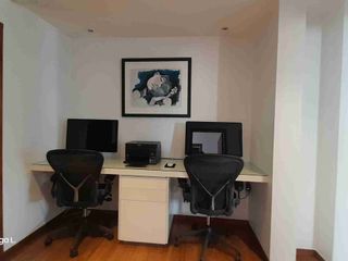 Foto 10 de Arriendo Departamento Amoblado de Lujo, Moderno, 270m2, Piso Alto, Vista Panorámica, Sector González Suárez