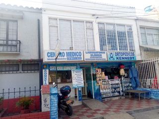 Foto 2 de Venta de casa comercial en Kennedy