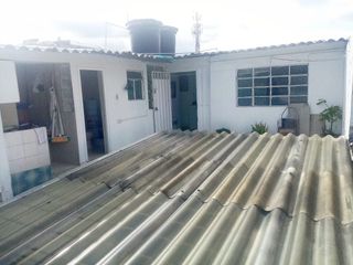 Foto 35 de Venta de casa comercial en Kennedy