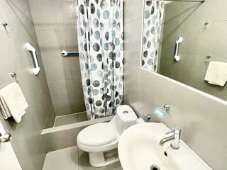 Foto 13 de ALQUILER MIRAFLORES moderno zona Melitón Porras 126m2 3 Hab 3 Baños 1 Estacionamiento
