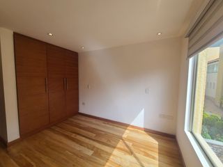 Foto 19 de Renta Casa Moderna de 3 habitaciones  – Urbanización San Isidro II