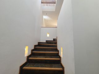 Foto 9 de Renta Casa Moderna de 3 habitaciones  – Urbanización San Isidro II