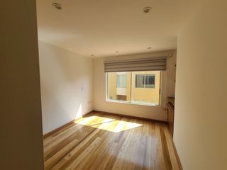 Foto 20 de Renta Casa Moderna de 3 habitaciones  – Urbanización San Isidro II