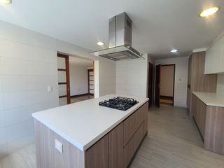 Foto 7 de Renta Casa Moderna de 3 habitaciones  – Urbanización San Isidro II