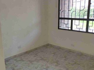 Foto 13 de Vendo estupenda casa de  cuatro pisos con cuatro Aptos. independientes
