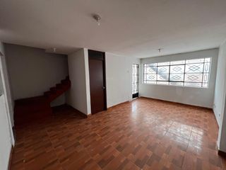 Foto 1 de VENDO CASA DE 3 DPTOS. + AZOTEA URB. LAS MALVAS CALLAO