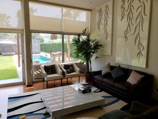 Foto 6 de En ALQUILER, moderna casa con Piscina y finos acabados 🏡💙