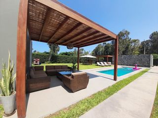 Foto 16 de En ALQUILER, moderna casa con Piscina y finos acabados 🏡💙
